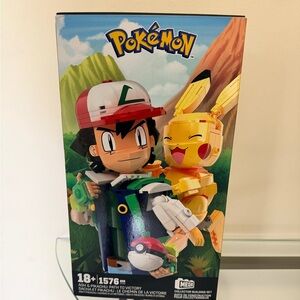 Mega Pokémon Pikachu Building Set - Yellow